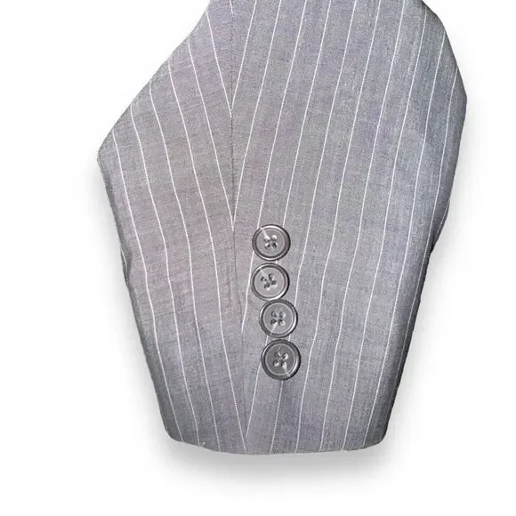 Samuelsohn Gable Gray Striped Super 130s Suit Size 44R